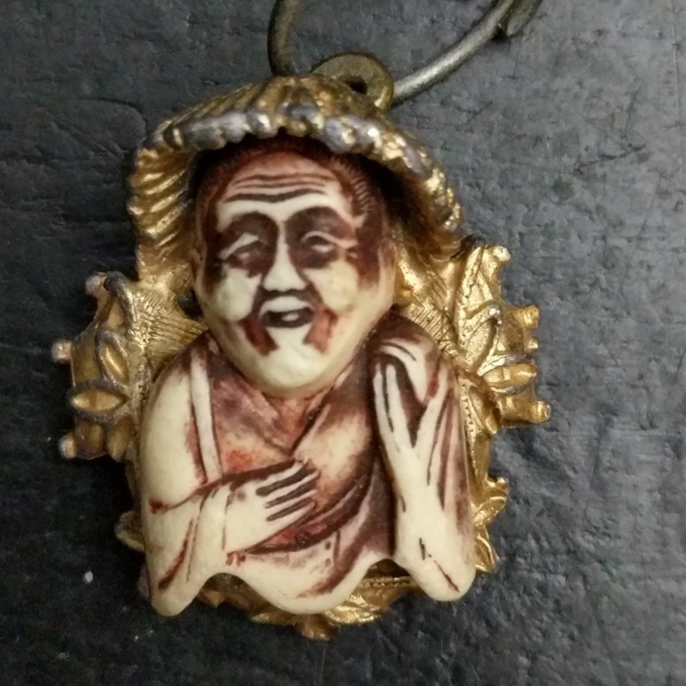 FLORENZA 1960s Netsuke of Smiling East-Asian Man
